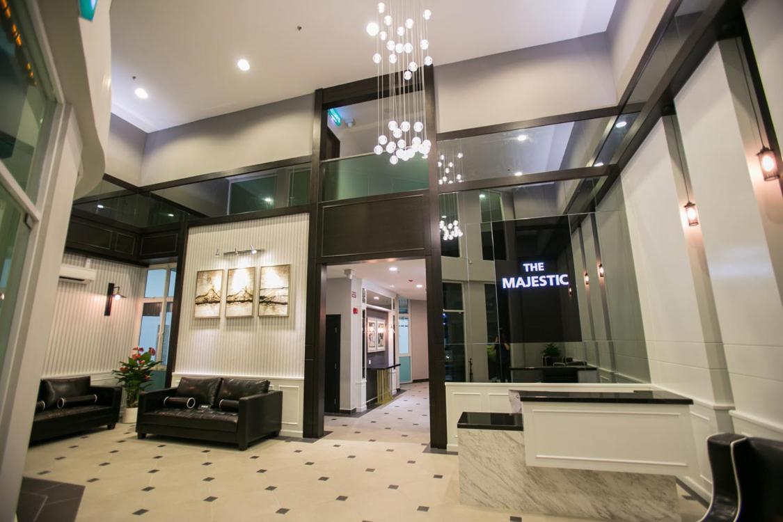 Town Majestic By Iwh Apartment